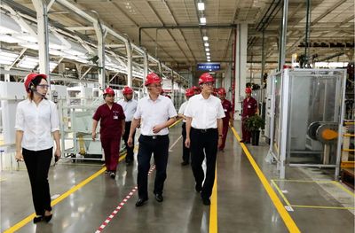 池州市長雍成瀚蒞臨江淮汽車考察調研市場動態(tài)